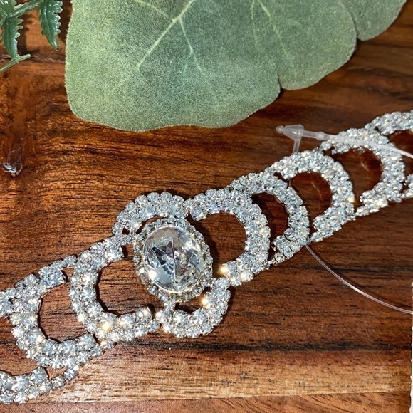 Bridal bracelet‎ NWT rhinestone shinny clasp - Picture 2 of 3